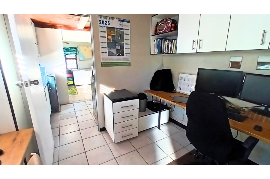 4 Bedroom Property for Sale in Dorchester Heights Eastern Cape